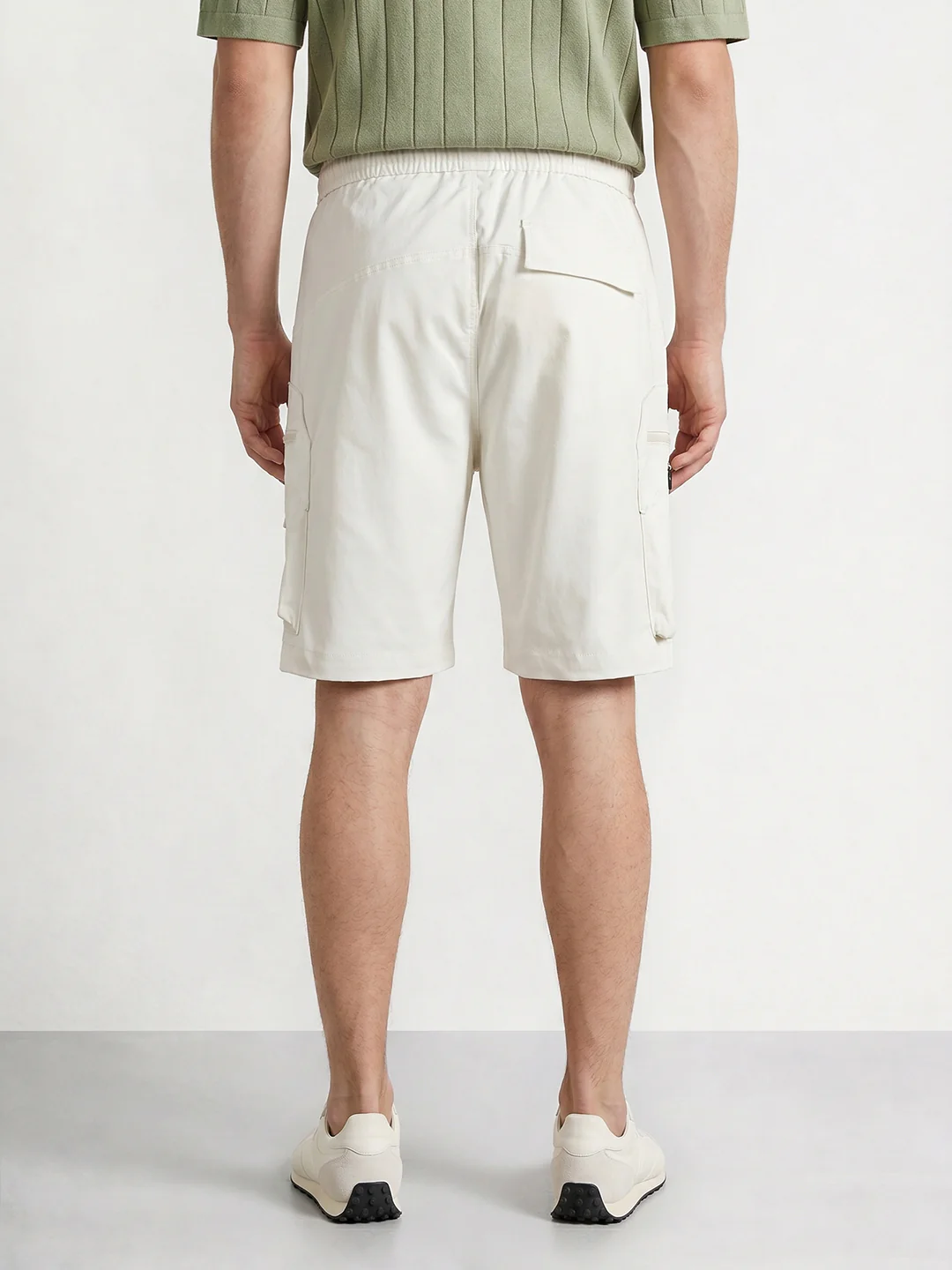 Men's White Relaxed Fit Solid Utility Shorts - Image 5
