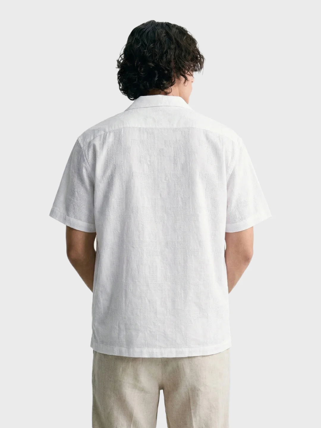 Men's White Relaxed Fit Solid Casual Shirt - Image 4