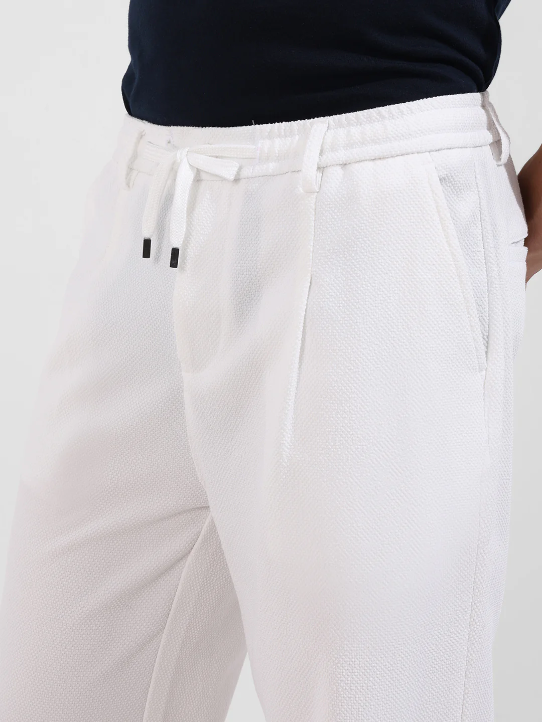 Men's White Relaxed Fit Textured Casual Trousers - Image 4