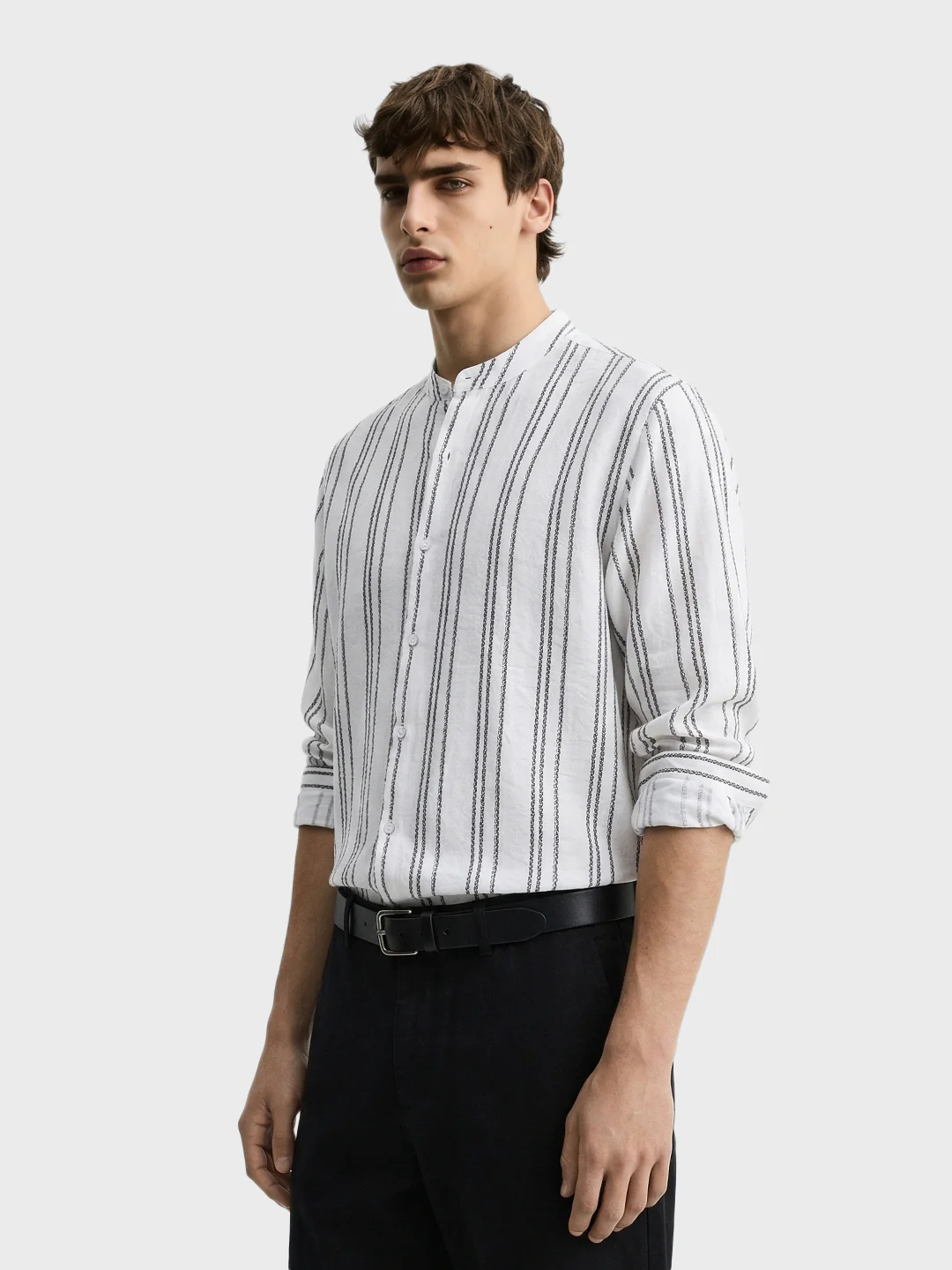 Men's White Relaxed Fit Vertical Stripes Resort Wear Shirt - Image 3