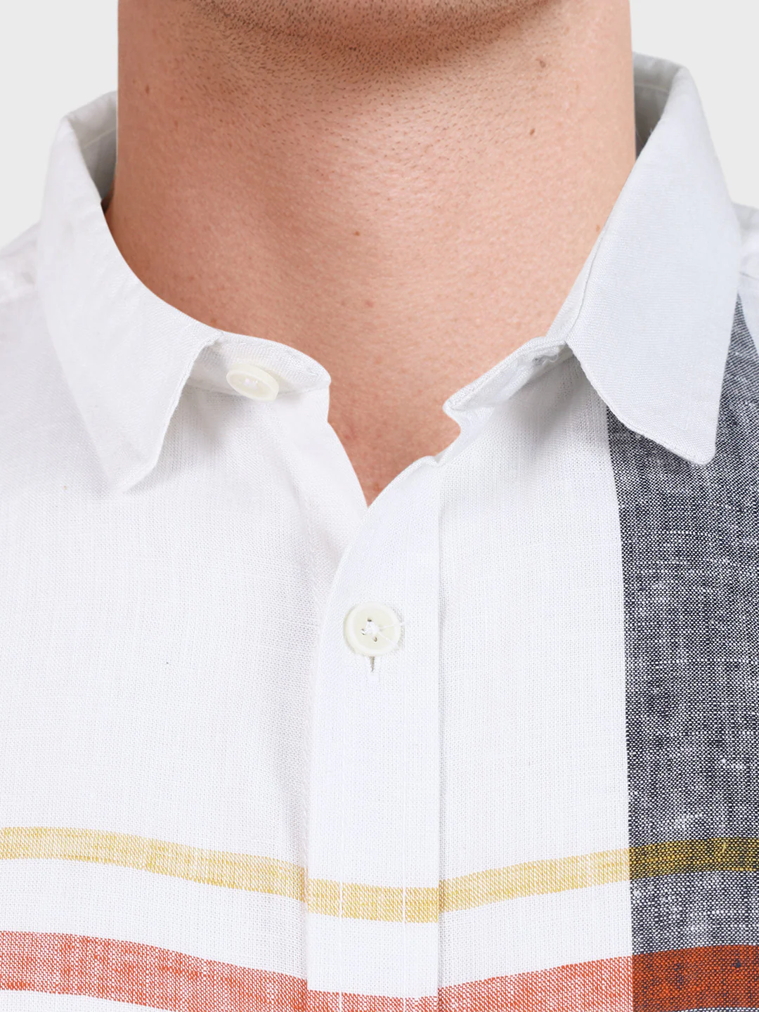 Men's White Slim Fit Checked Casual Shirt - Image 3