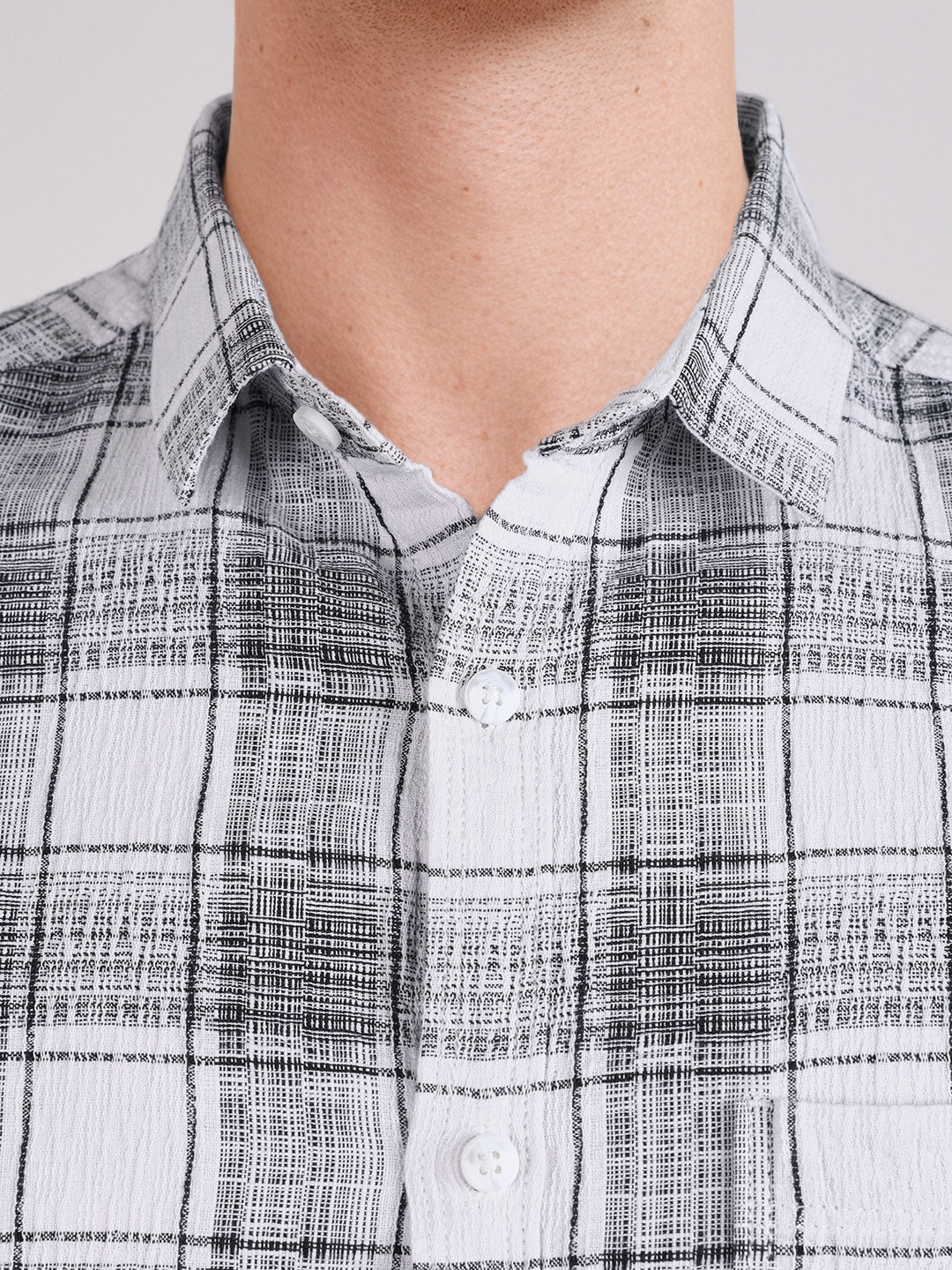 Men's White Slim Fit Checkered Casual Shirt - Image 3