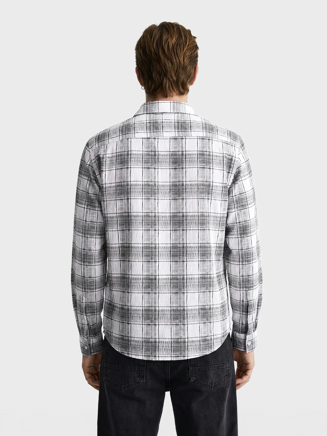 Men's White Slim Fit Checkered Casual Shirt - Image 5