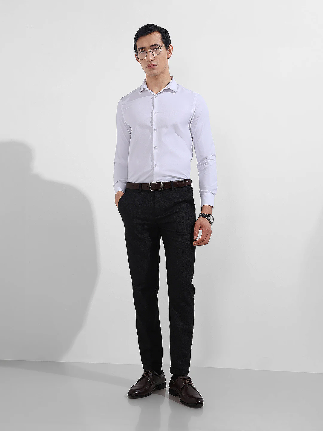 Men's White Slim Fit Geometric Print Formal Shirt - Image 2