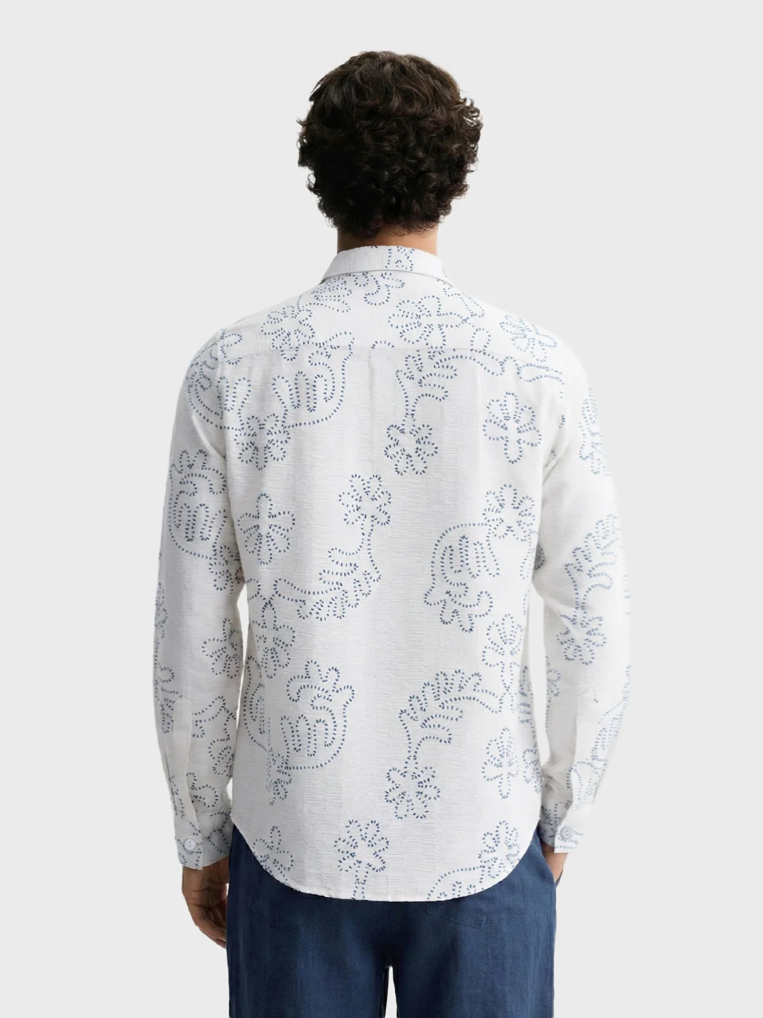 Men's White Slim Fit Printed Casual Shirt - Image 2