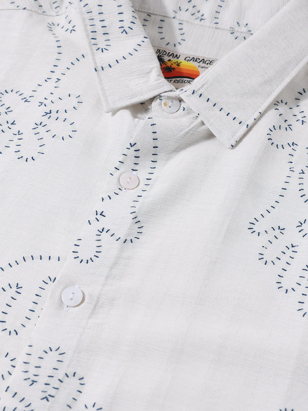 Men's White Slim Fit Printed Casual Shirt - Image 3