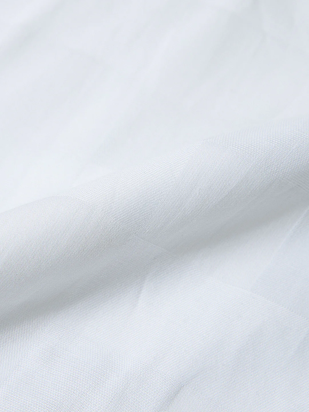 Men's White Slim Fit Solid Casual Shirt - Image 7