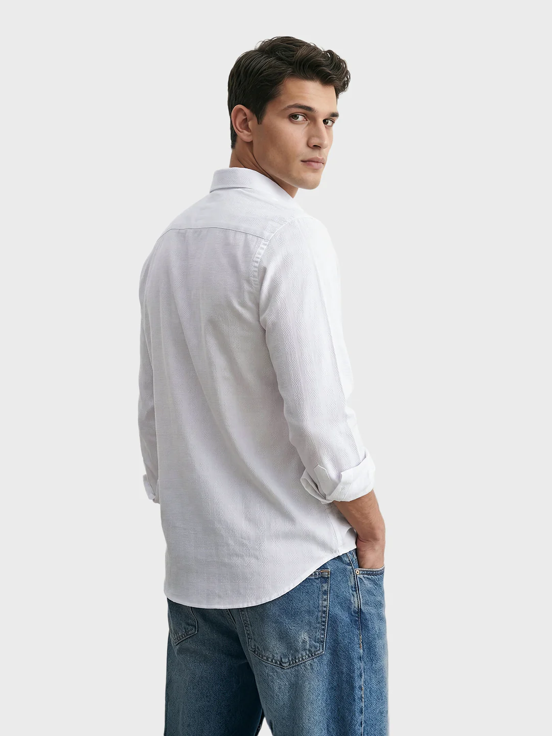 Men's White Slim Fit Solid Casual Shirt - Image 5