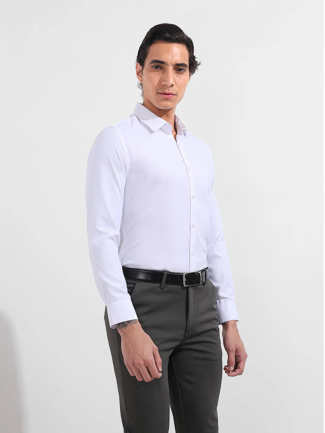Men's White Slim Fit Solid Formal Shirt - Image 3