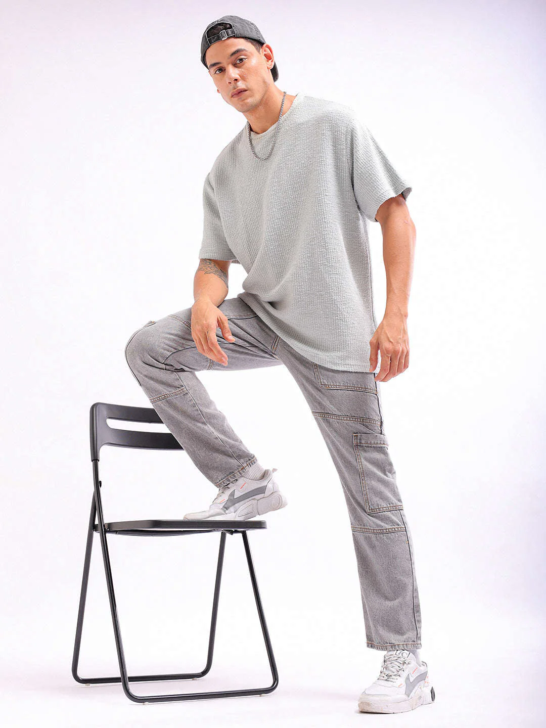 Men's Grey Dad Fit Solid Utility Jeans - Image 8