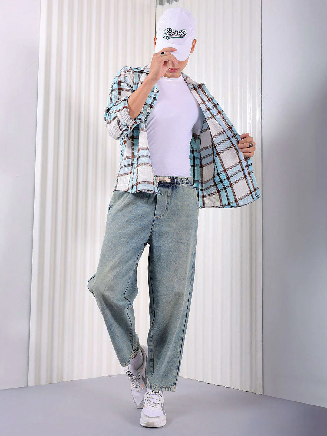 Men's Vintage Blue Loose Fit Solid Street Wear Jeans - Image 2