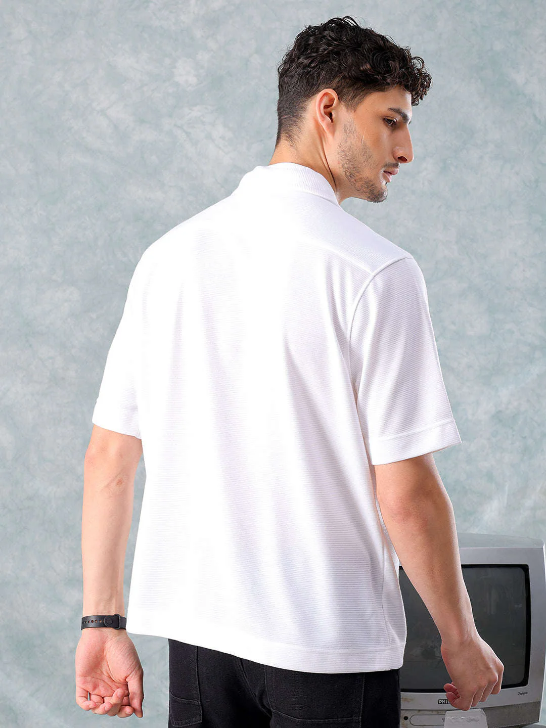 Men's White Boxy Fit Solid Street Wear Shirt - Image 4