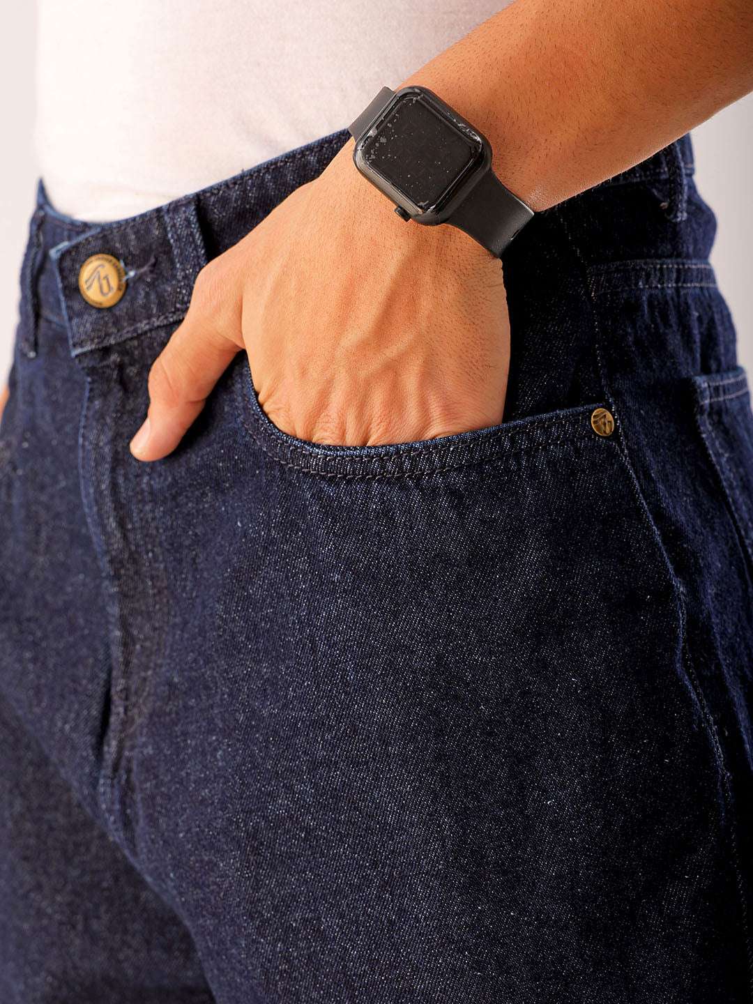 Men's Dark Blue Loose Fit Solid Casual Jeans - Image 7