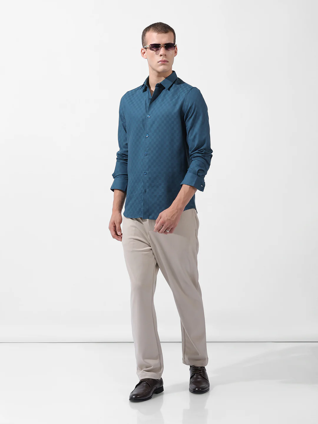 Men's Blue Slim Fit Textured Party Wear Shirt - Image 9