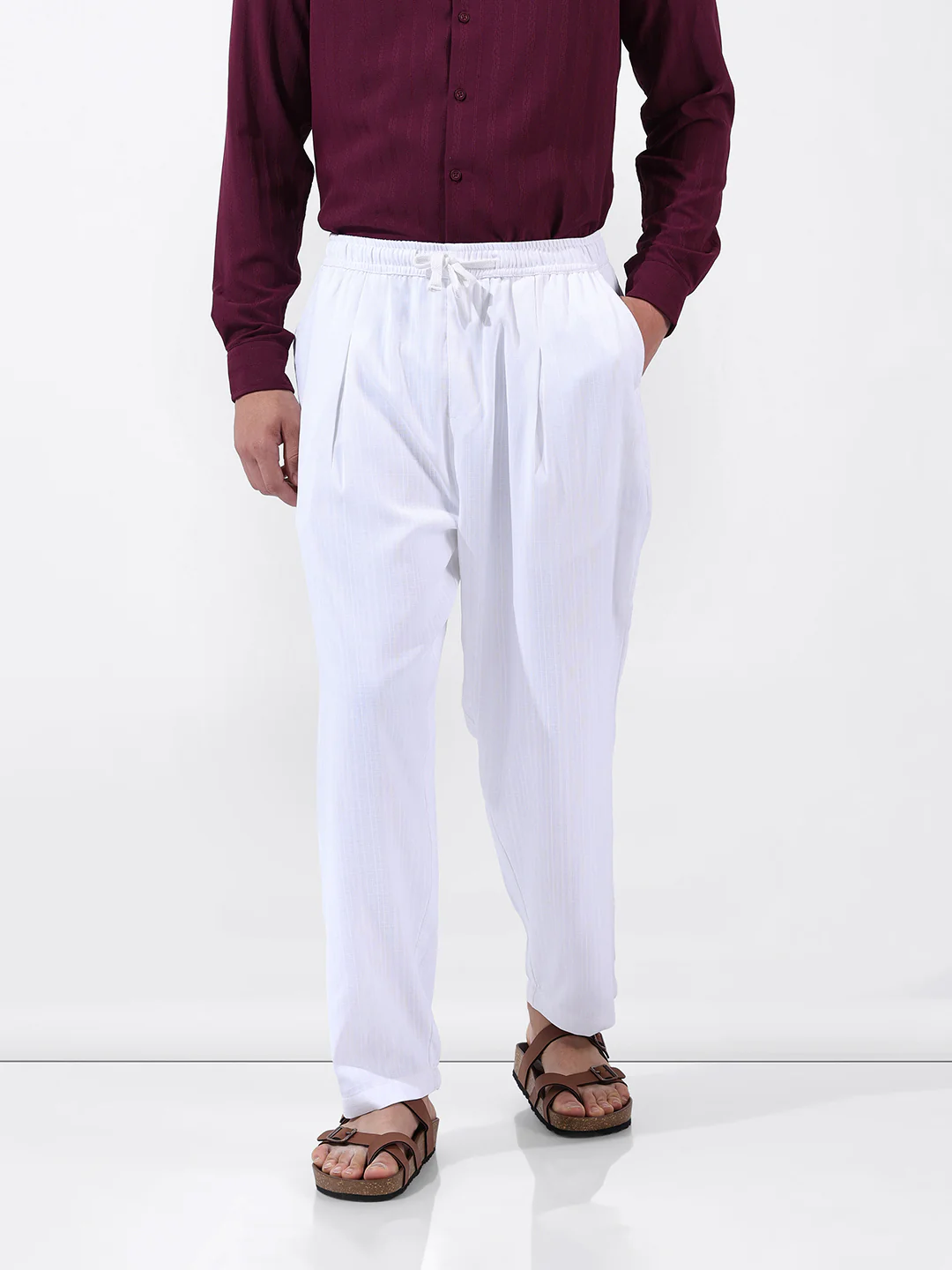 Men's White Loose Fit Solid Resort Wear Trouser - Image 4