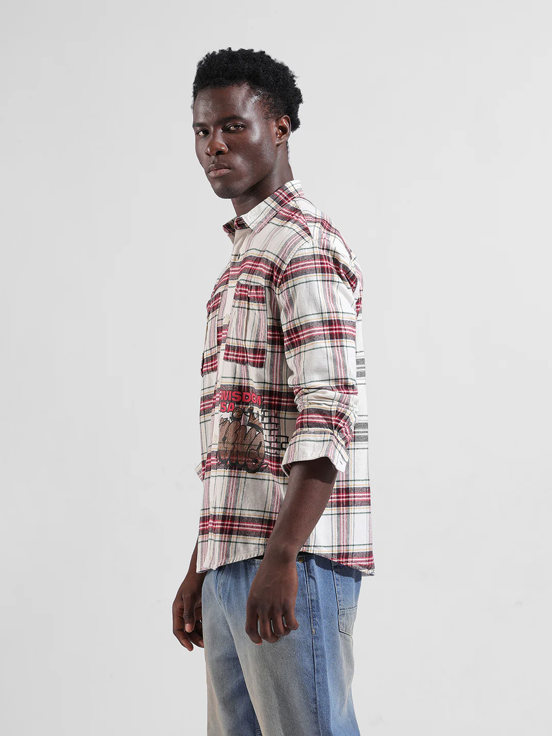 Men's Off White Relaxed Fit Graphic Printed Street Wear Shirt - Image 3