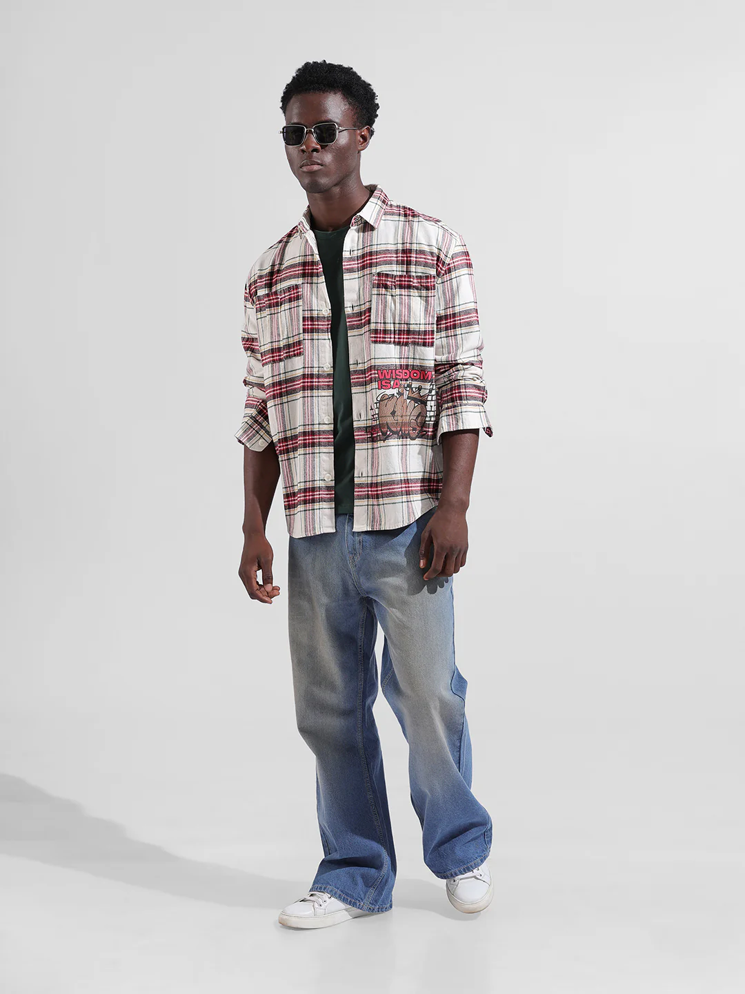 Men's Off White Relaxed Fit Graphic Printed Street Wear Shirt - Image 9
