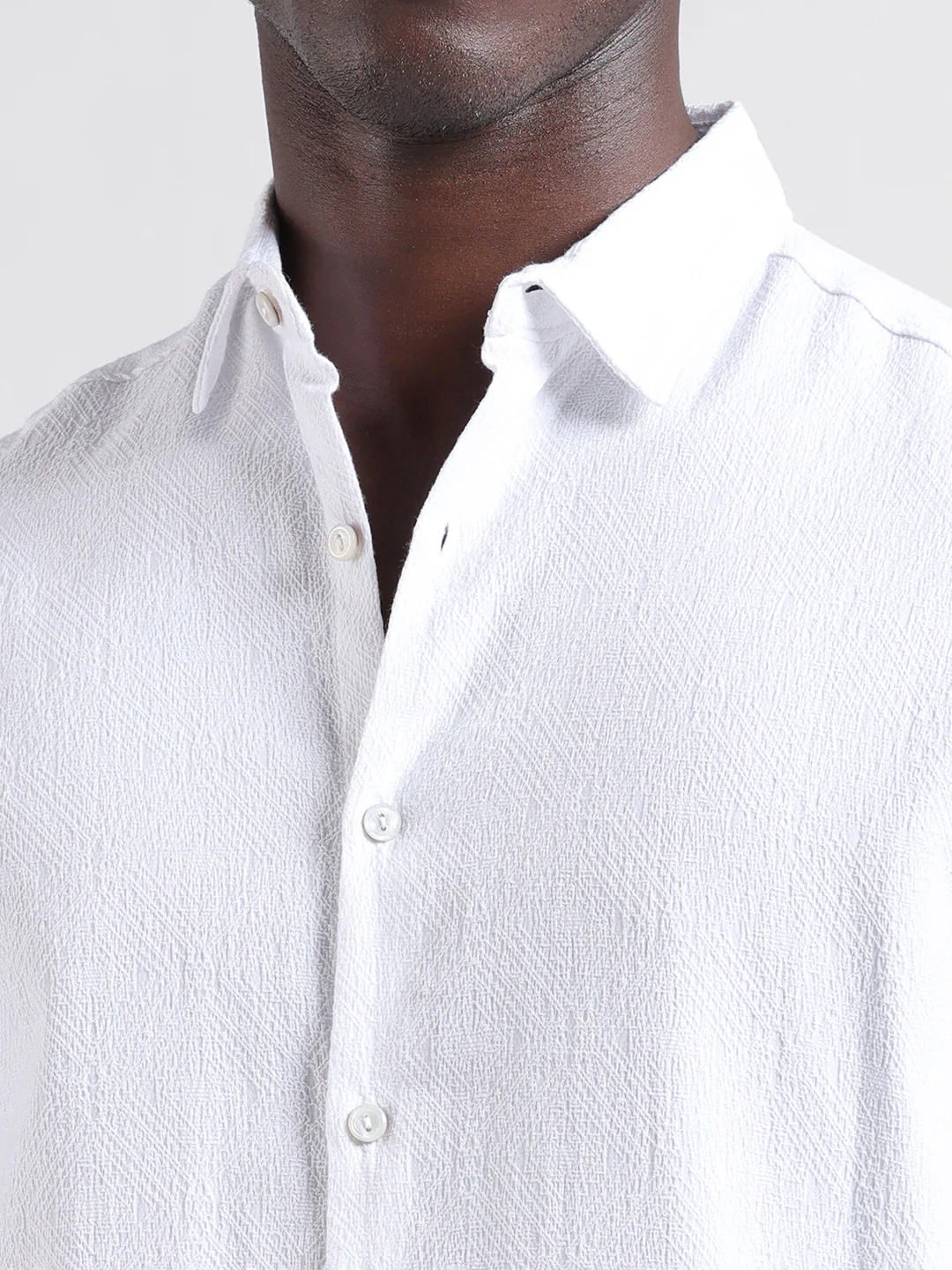 Men's White Slim Fit Textured Resort Wear Shirt - Image 3