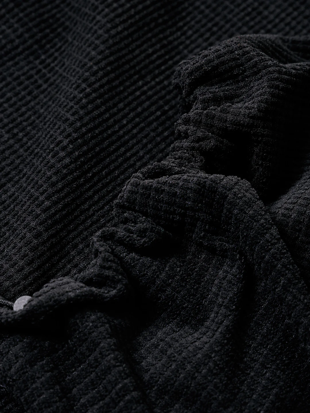 Men's Black Wide Leg Fit Textured Utility Cargo - Image 8