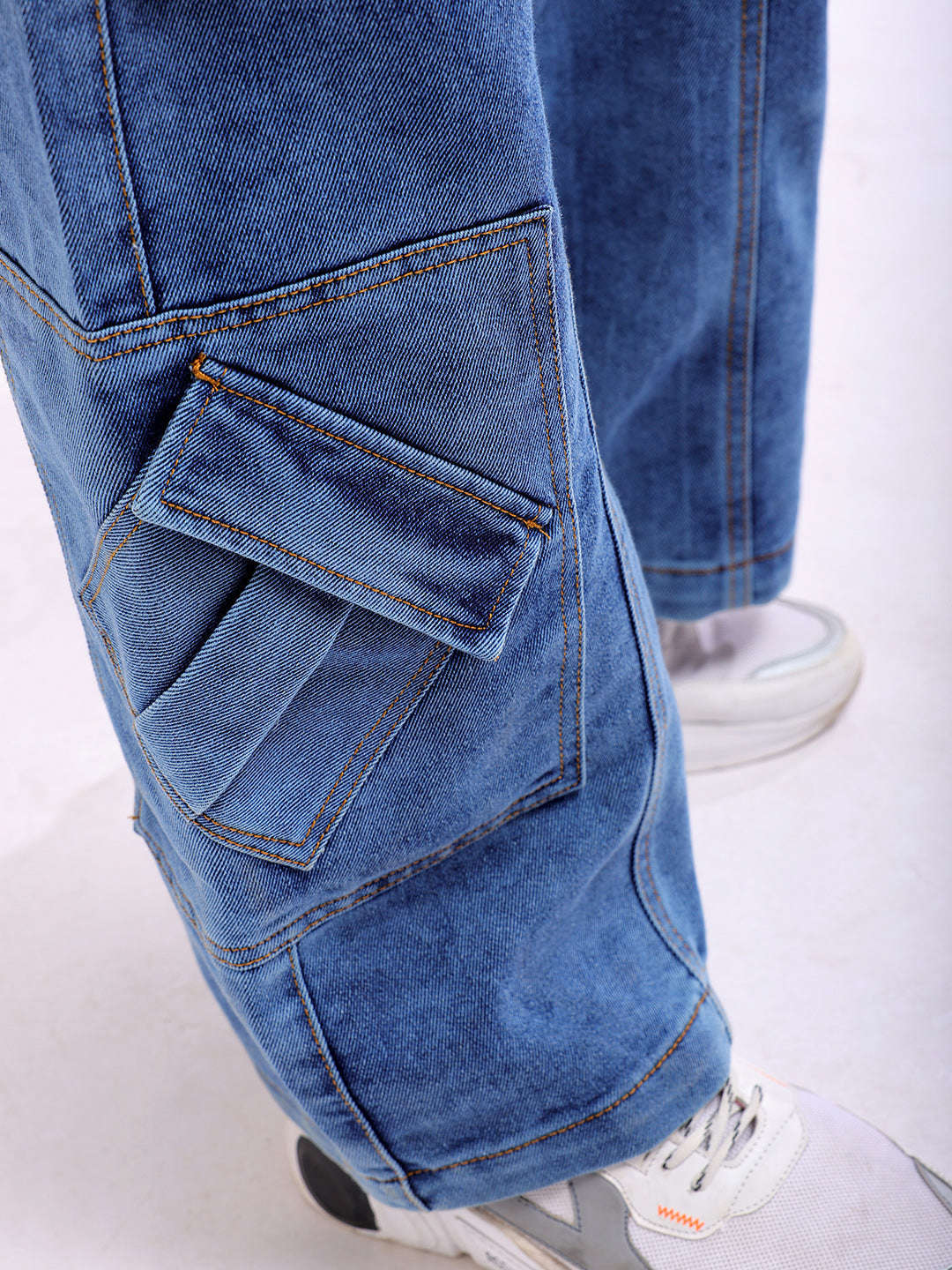 Men's Blue Wide Leg Fit Solid Utility Jeans - Image 8