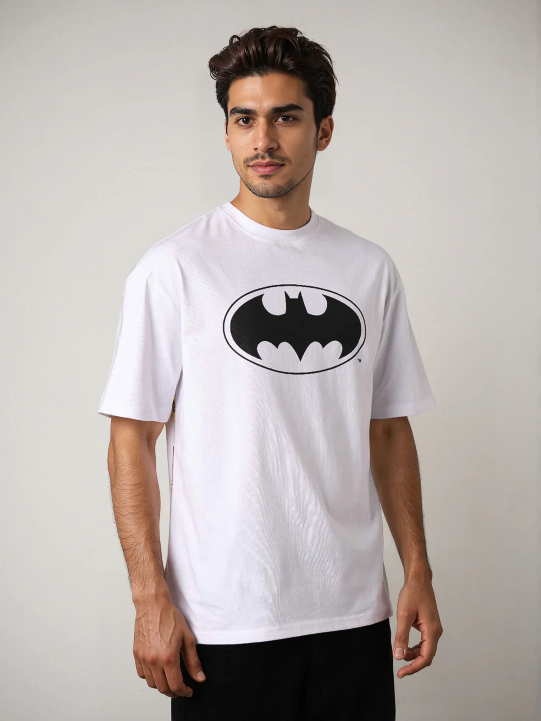 Men's White Boxy Fit Character Batman Printed Crew Neck T-Shirt - Image 5