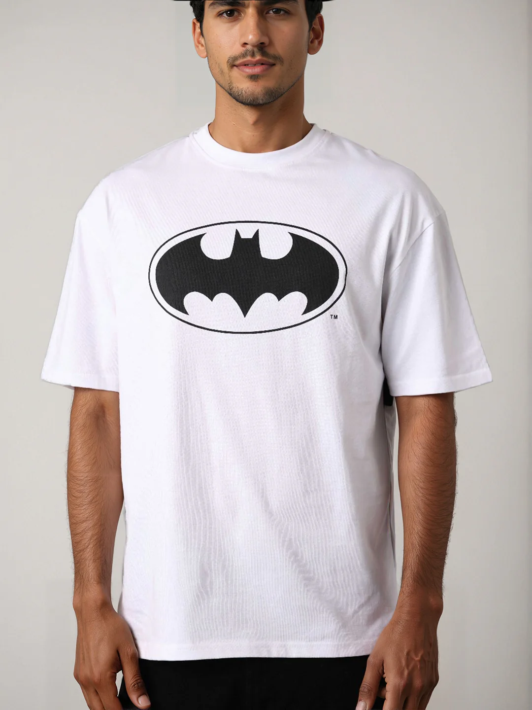Men's White Boxy Fit Character Batman Printed Crew Neck T-Shirt - Image 7