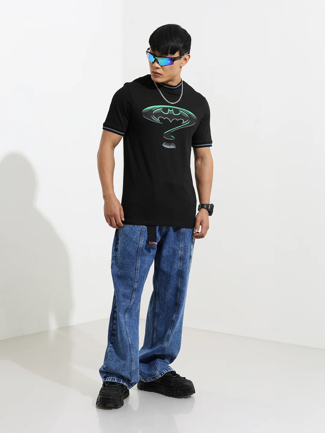 Men's Black Slim Fit Character Batman Printed Crew Neck T-Shirt - Image 2
