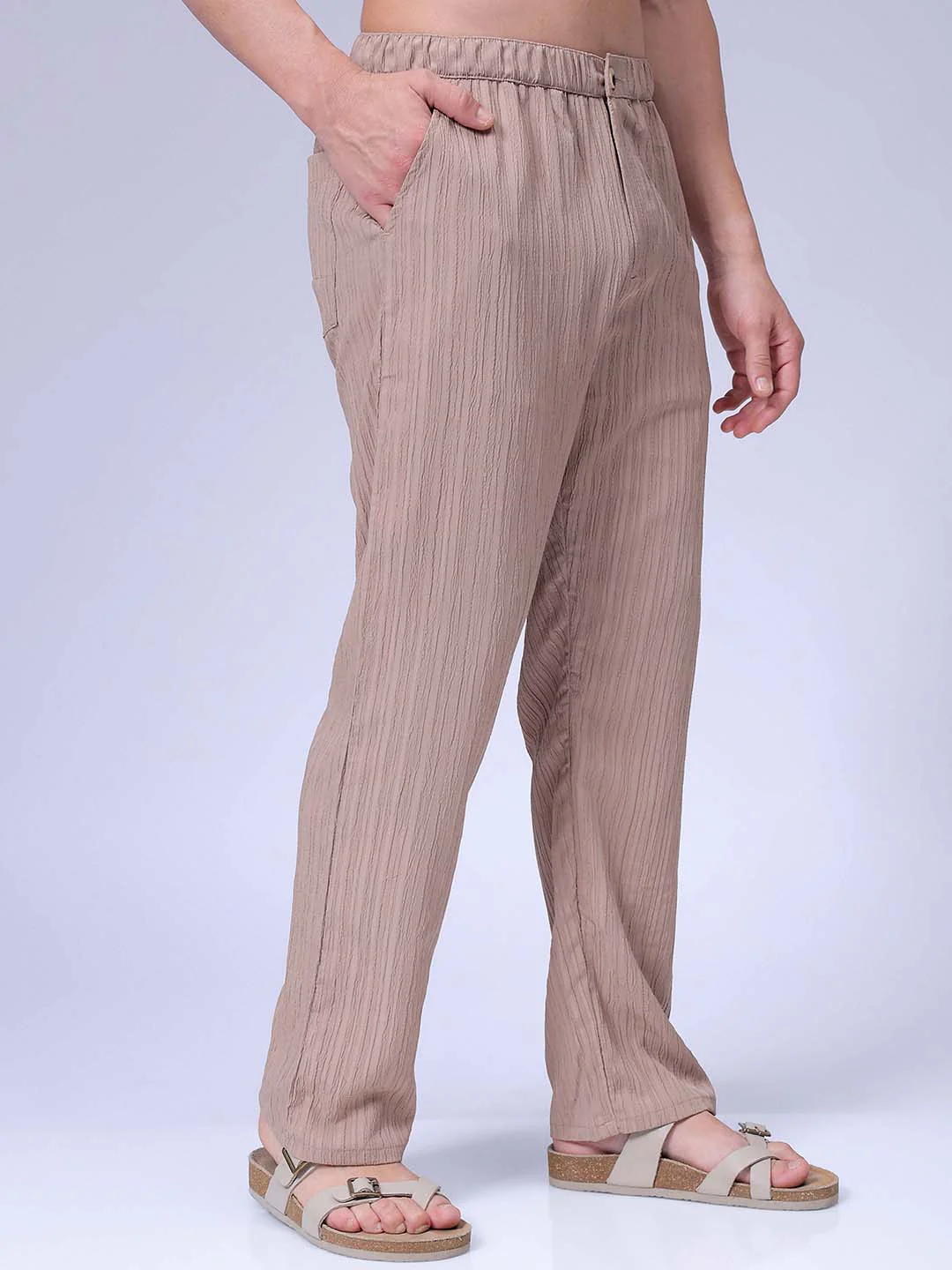 Men's Beige Loose Fit Textured Resort Wear Trouser - Image 3
