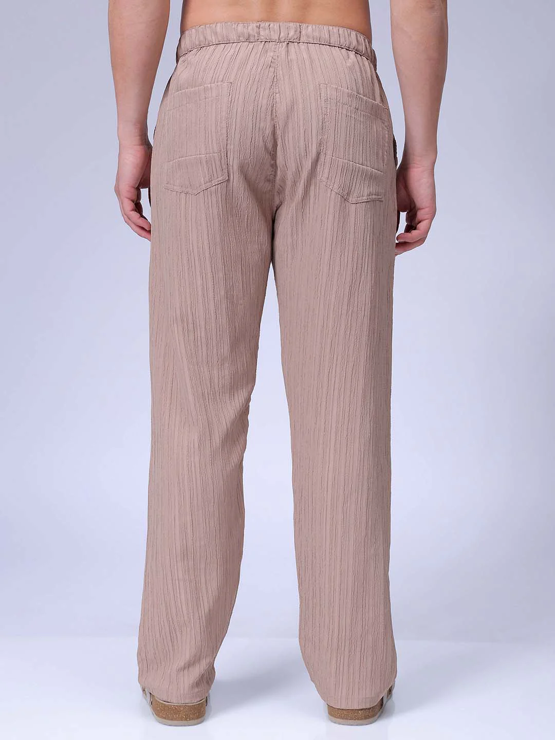 Men's Beige Loose Fit Textured Resort Wear Trouser - Image 4