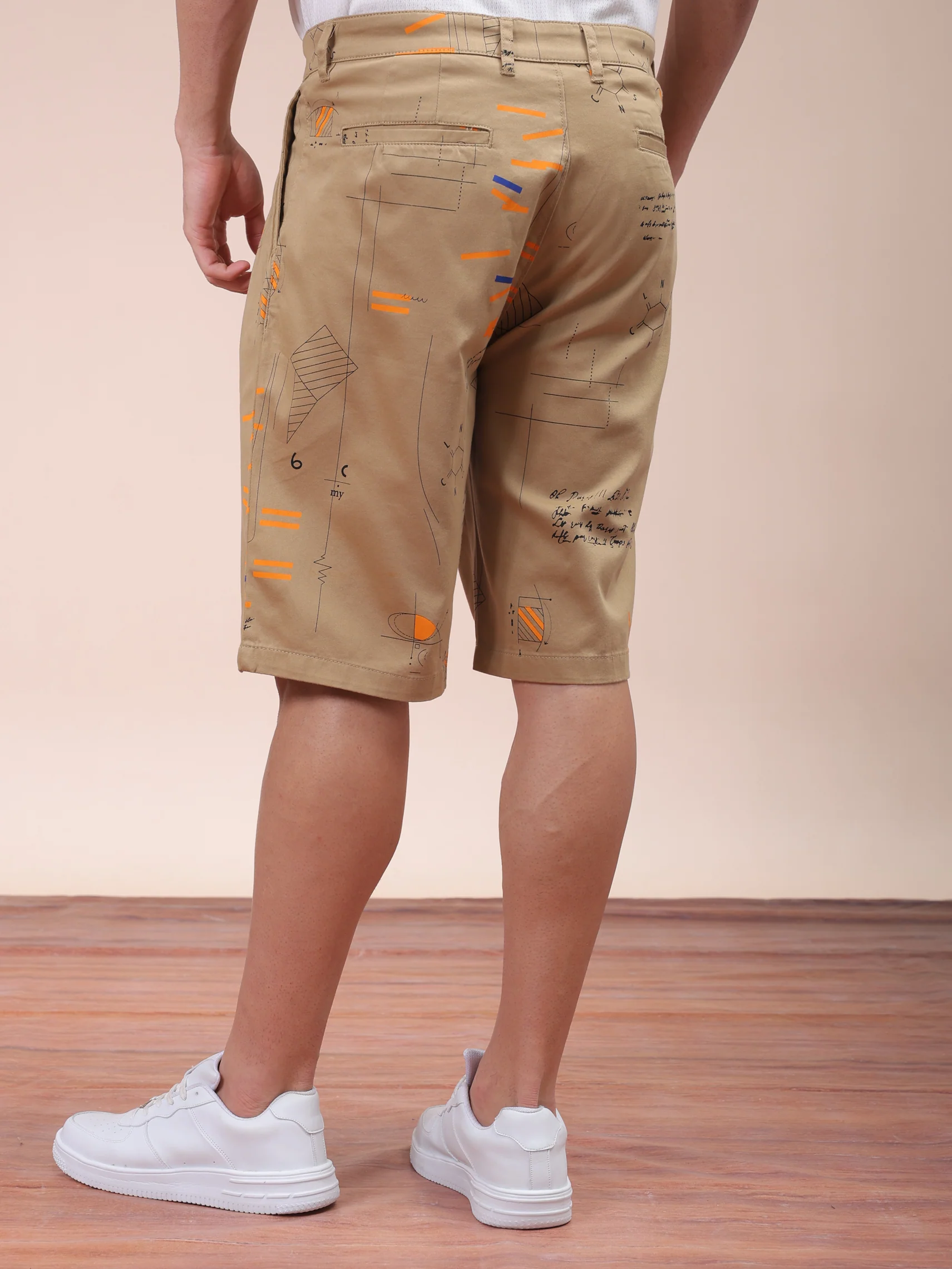 Men's Beige Relaxed Fit Printed Casual Shorts - Image 3