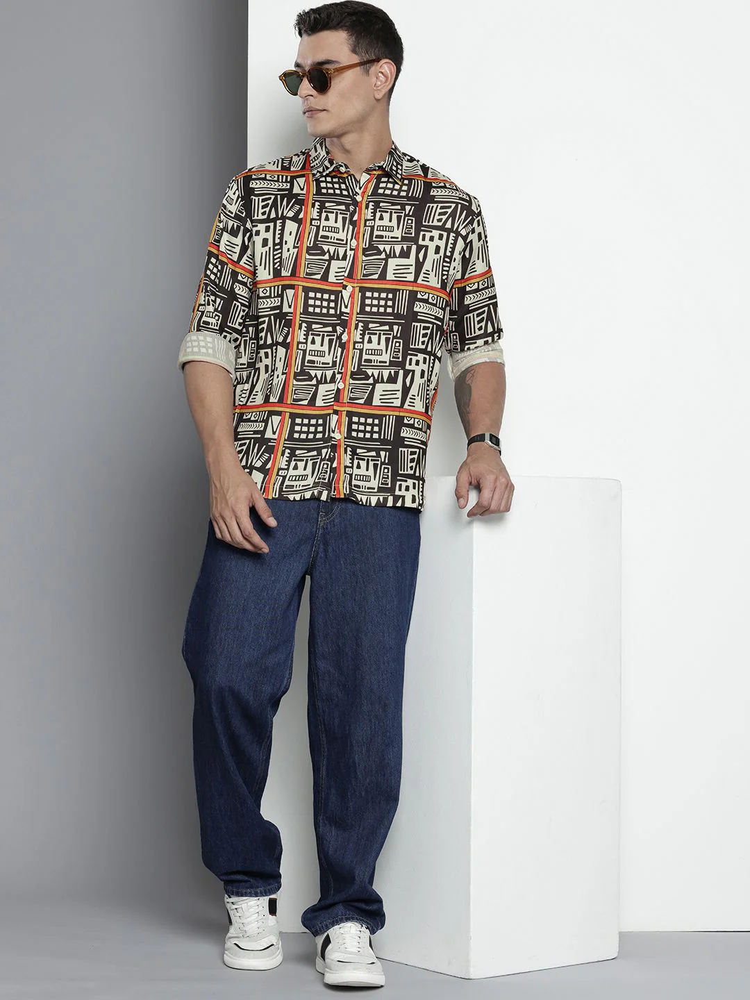 Men's Beige Black Relaxed Fit Geometric Print Resort Wear Shirt - Image 4