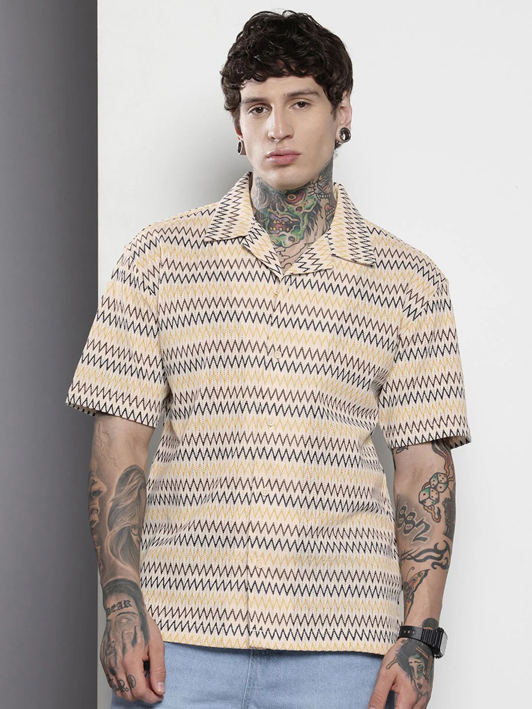 Men's Beige Relaxed Fit Geometric Print Resort Wear Shirt - Image 2