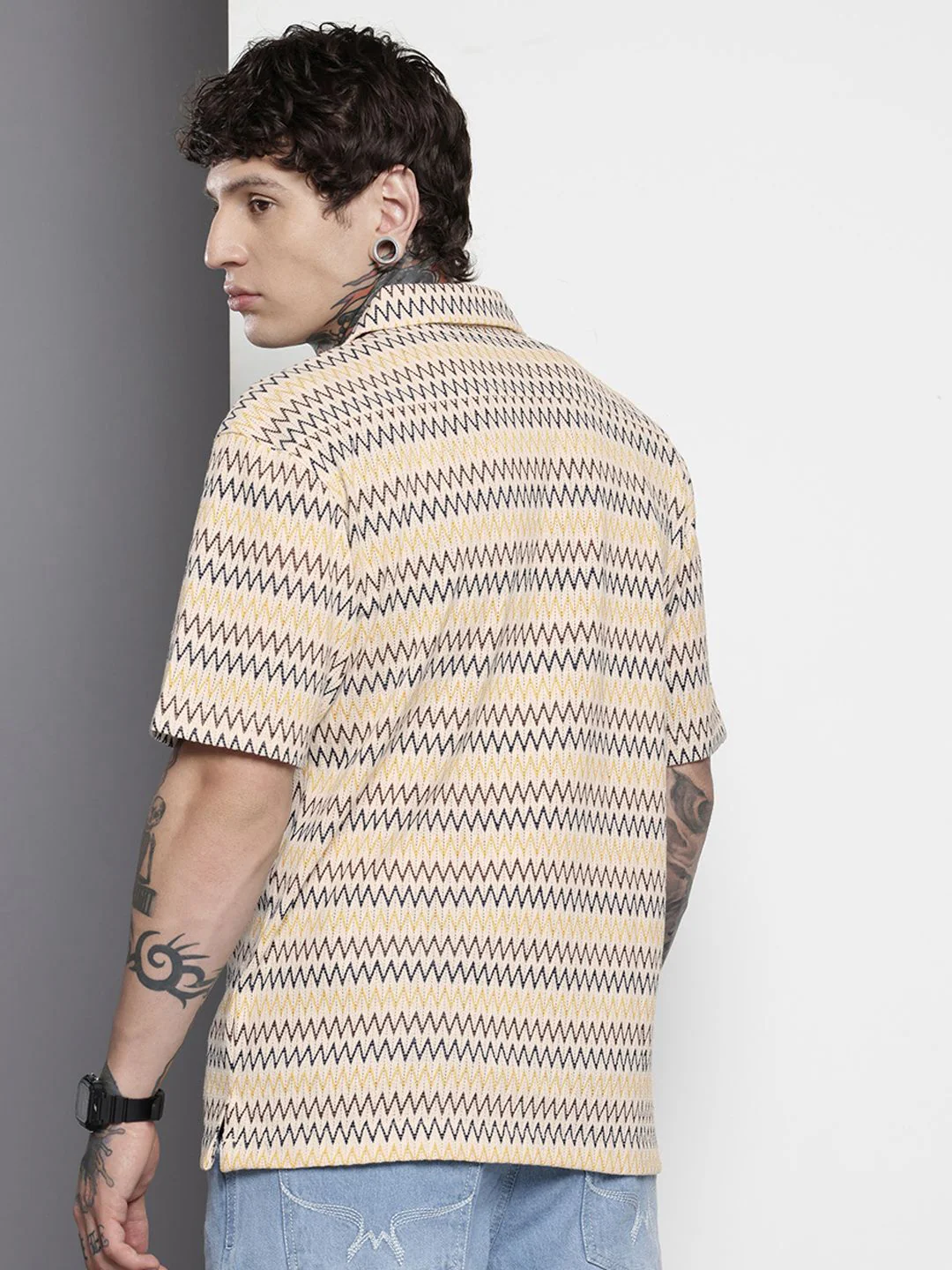 Men's Beige Relaxed Fit Geometric Print Resort Wear Shirt - Image 4