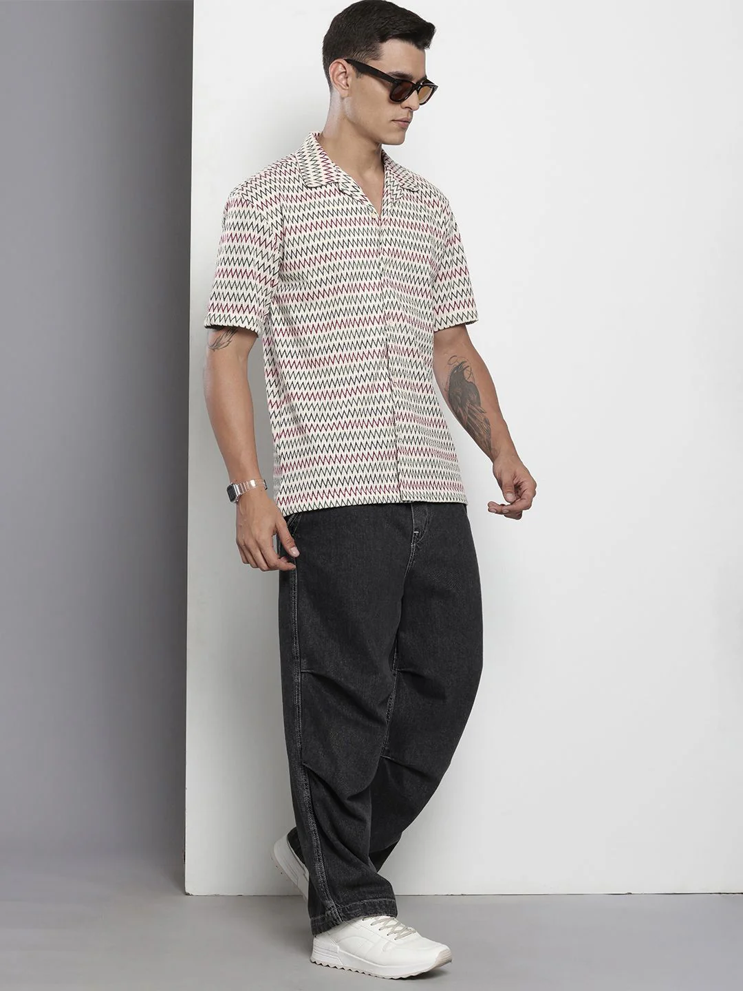 Men's Beige Relaxed Fit Geometric Print Resort Wear Shirt - Image 3