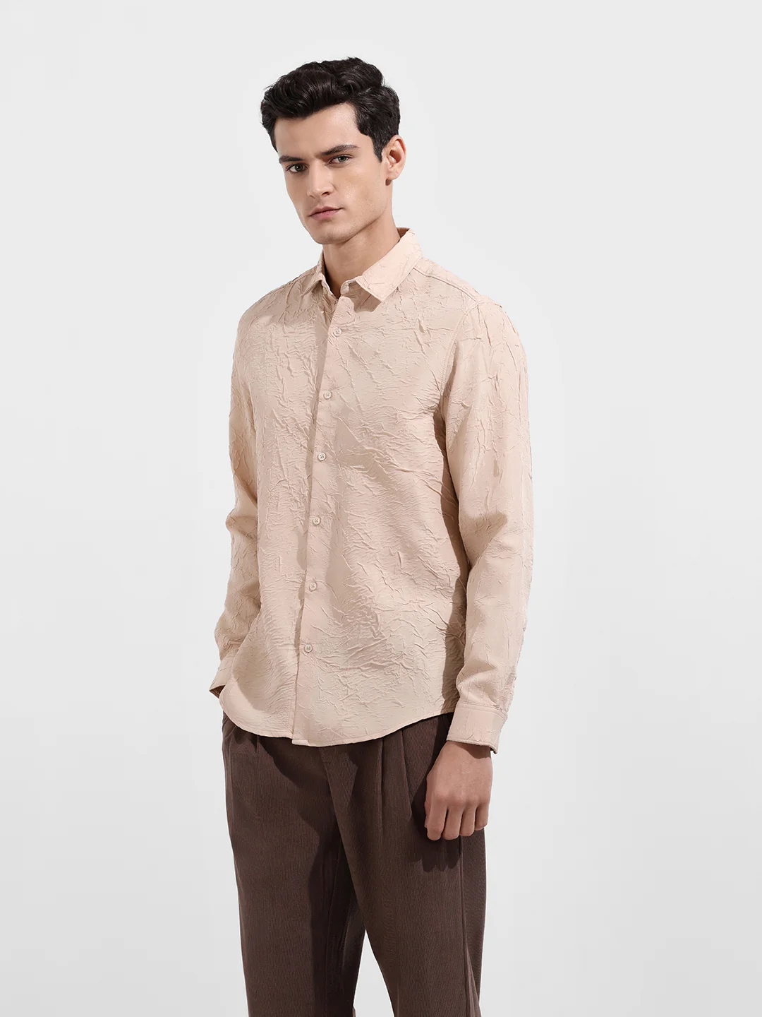 Men's Beige Slim Fit Textured Party Wear Shirt - Image 4