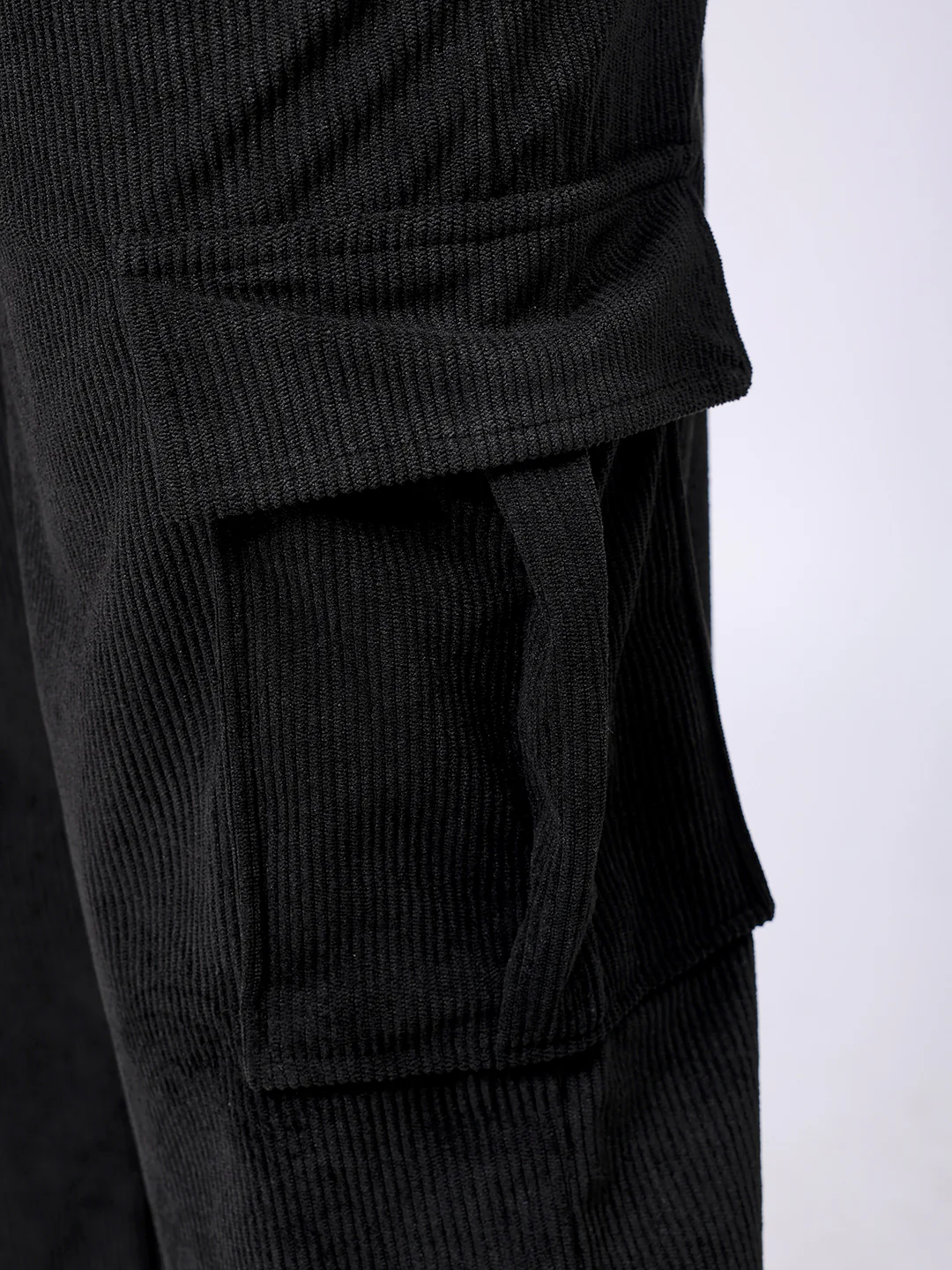 Men's Black Baggy Fit Textured Utility Cargo - Image 8