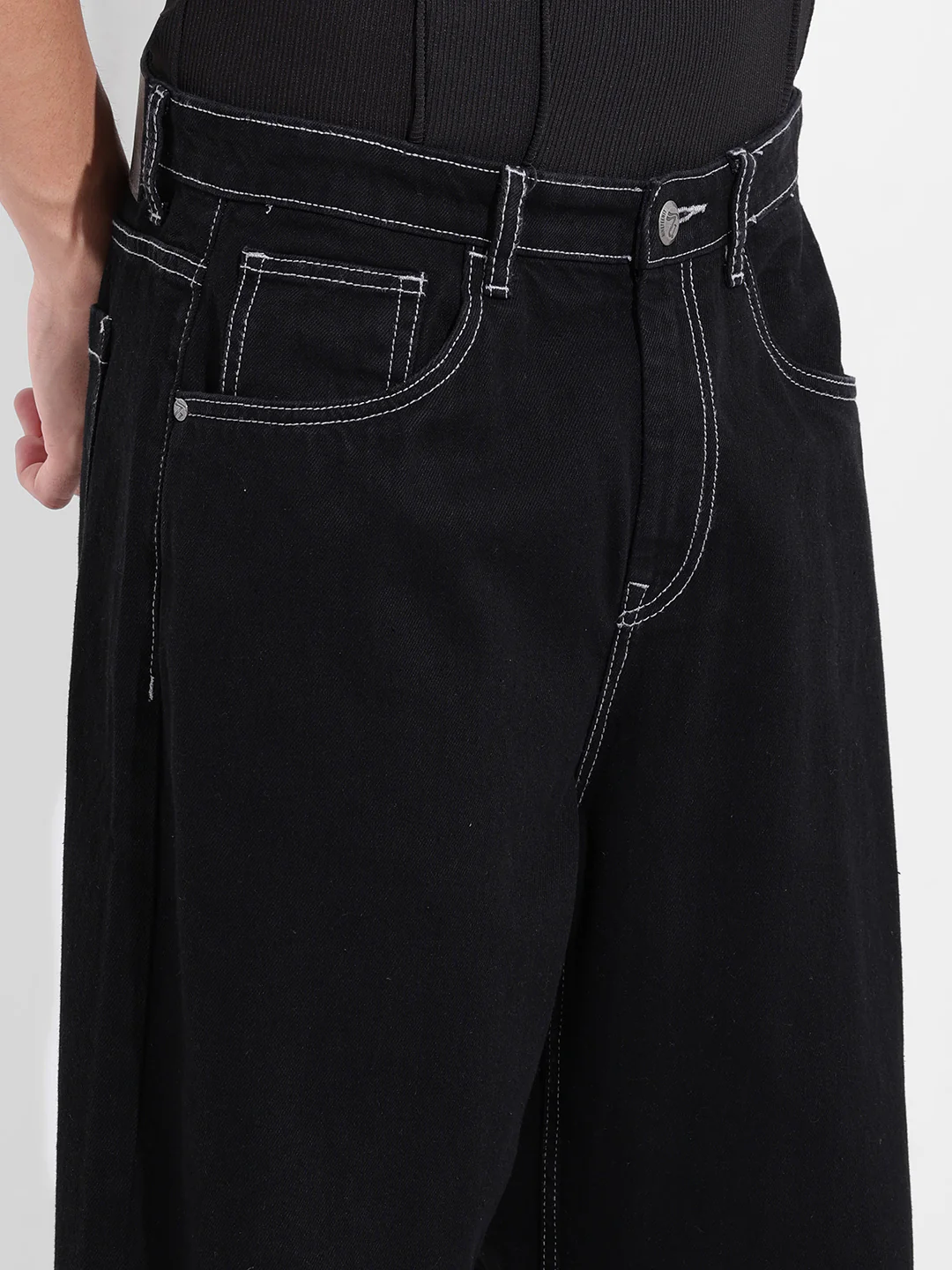 Men's Black Baggy Fit The Eternity Series Jeans - Image 5