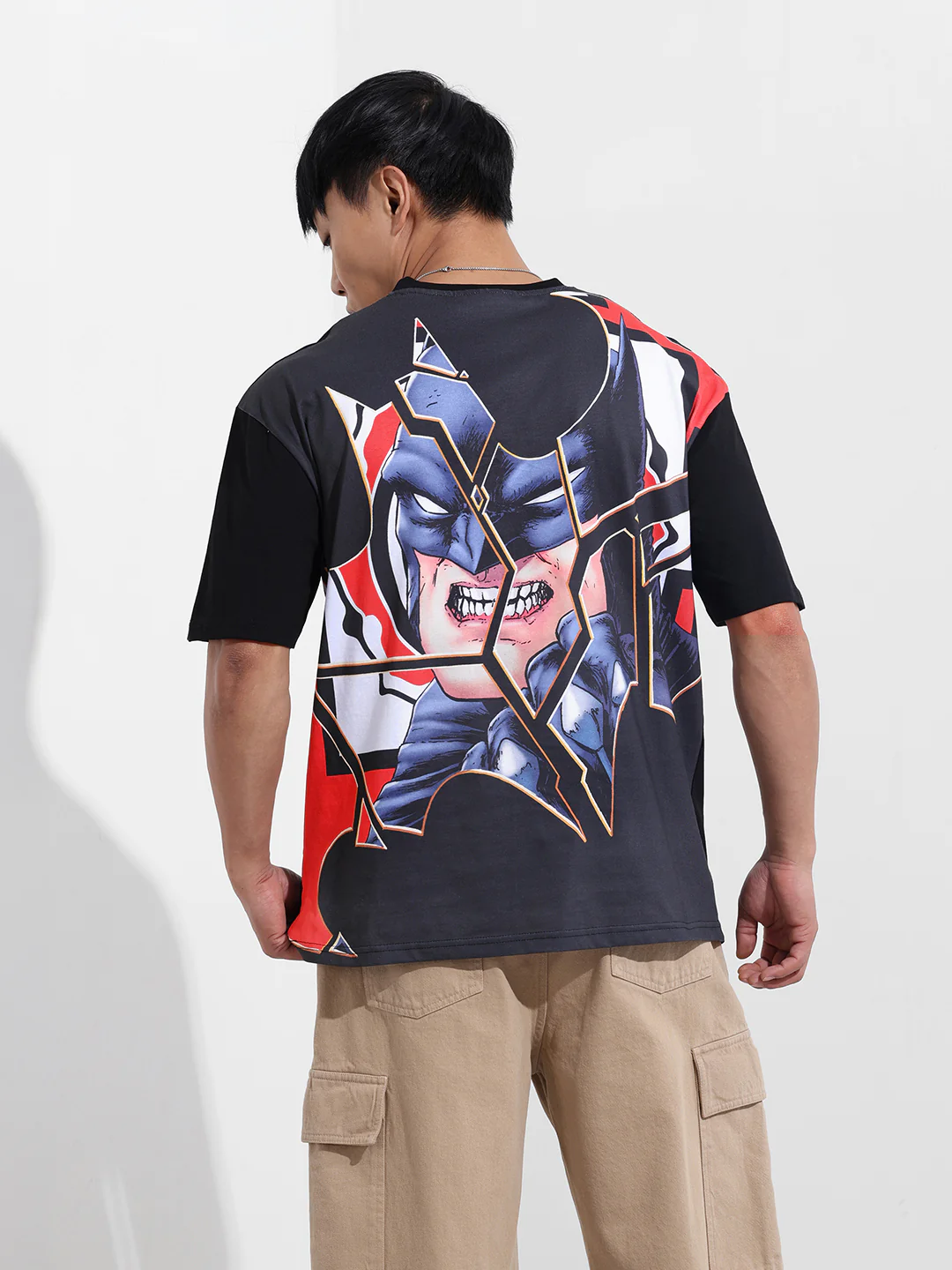 Men's Black Boxy Fit Character Batman Printed Crew Neck T-Shirt - Image 6