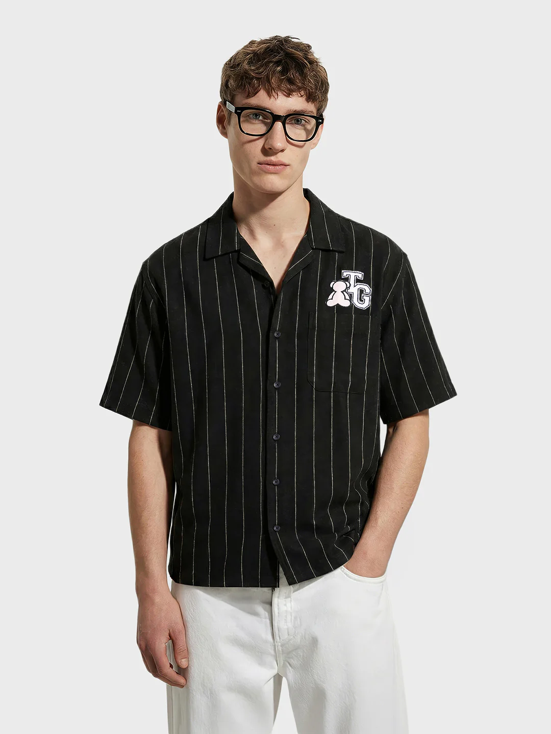 Men's Black Boxy Fit Striped Casual Shirt - Image 2