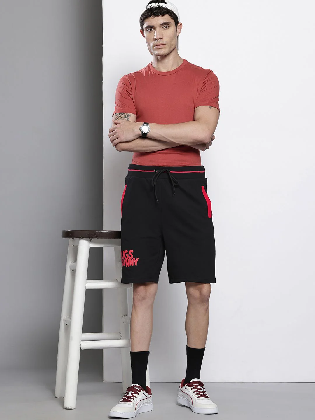 Men's Black Relaxed Fit Character Bugs Bunny Printed Shorts - Image 4