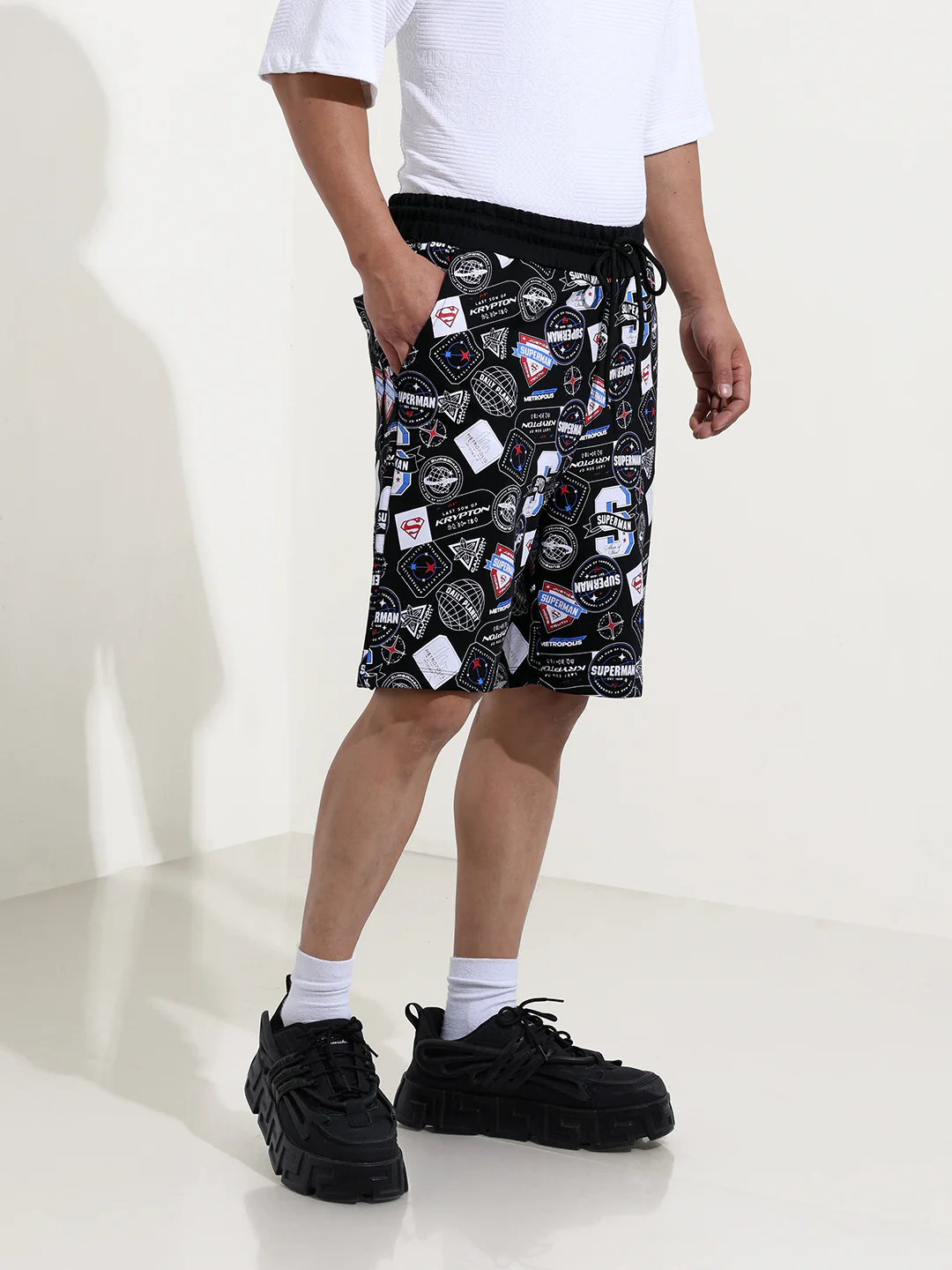 Men's Black Relaxed Fit Character Superman Printed Shorts - Image 3