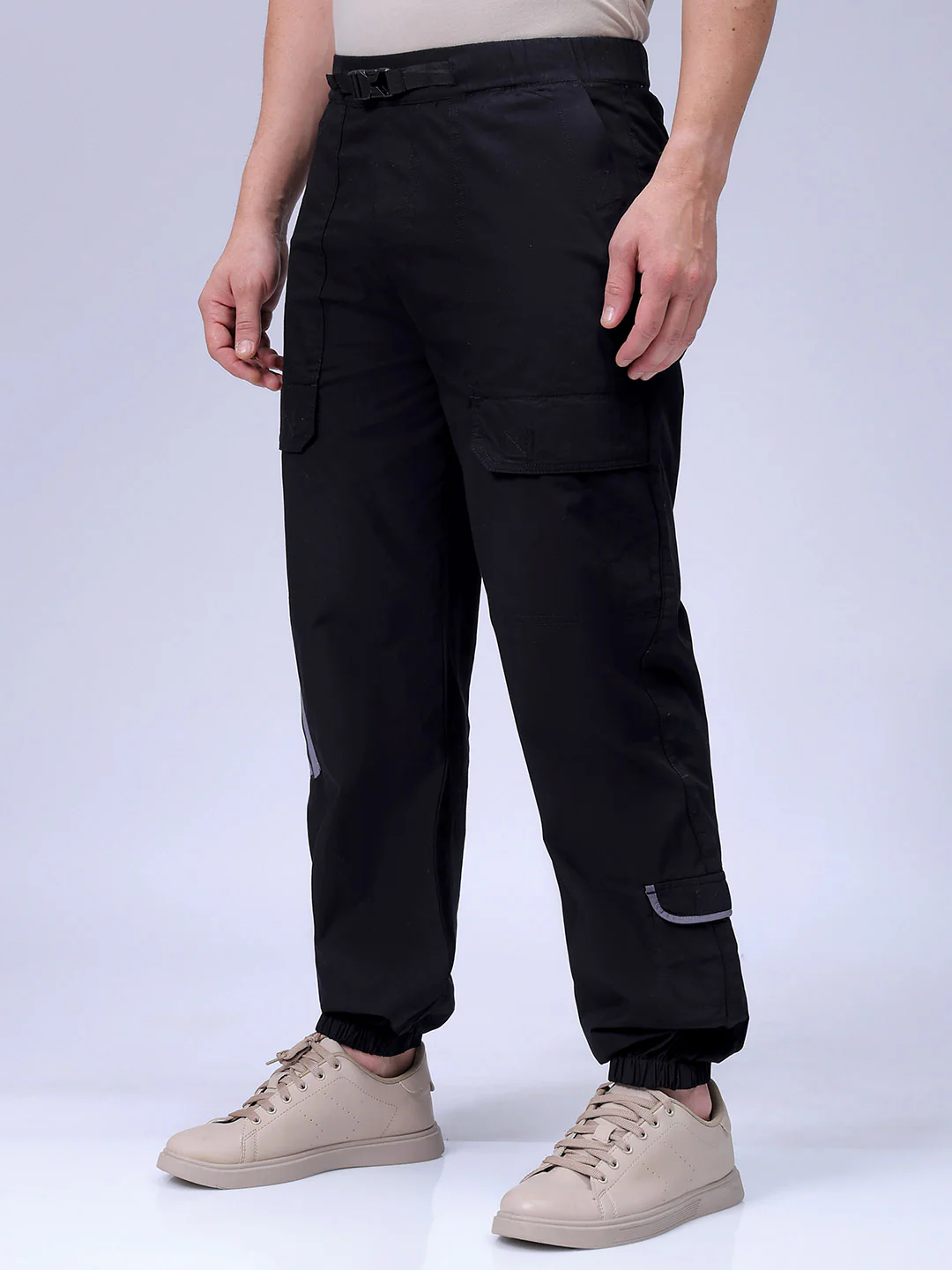 Men's Black Loose Fit Solid Casual Jogger - Image 2
