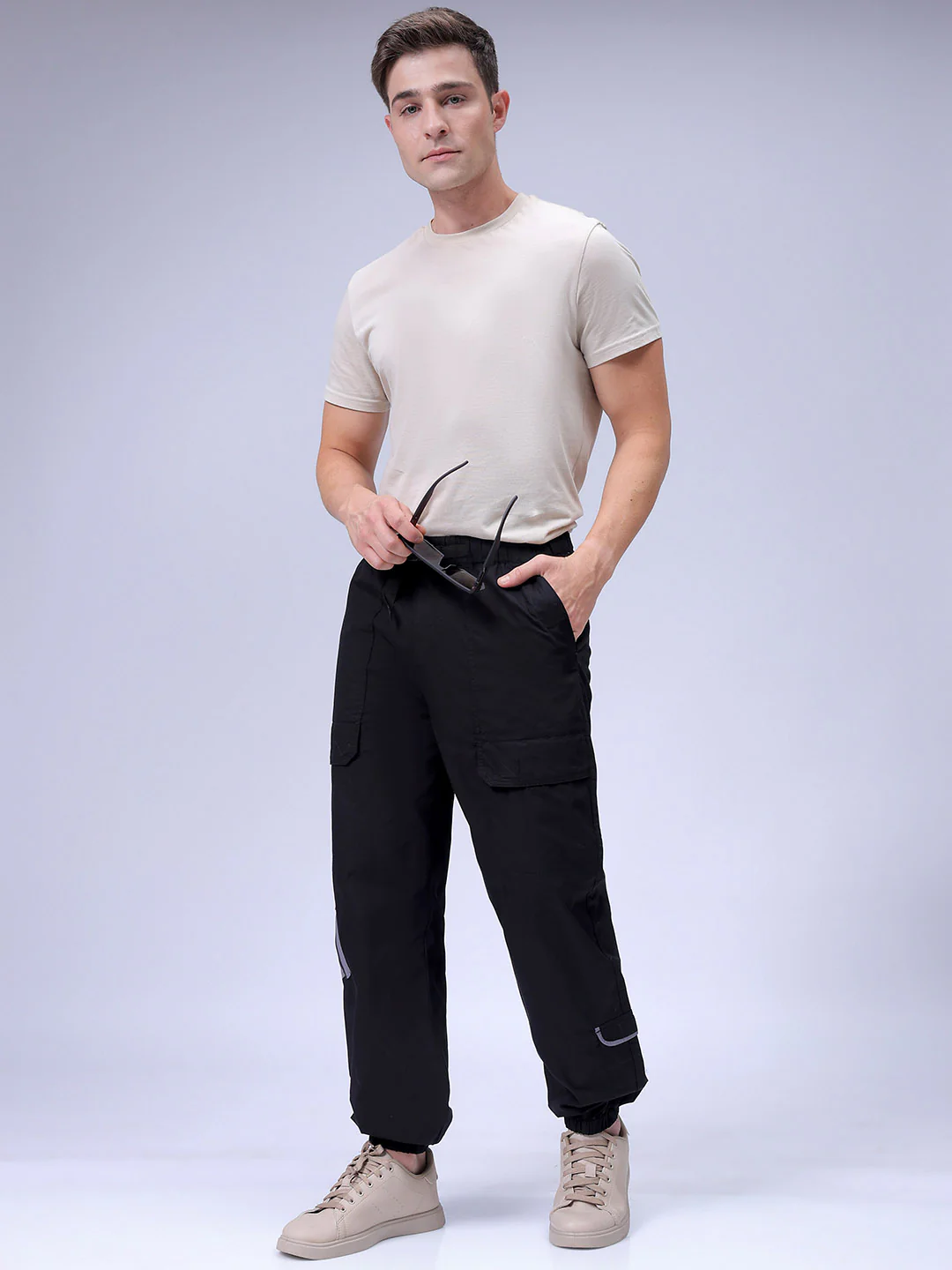 Men's Black Loose Fit Solid Casual Jogger - Image 3