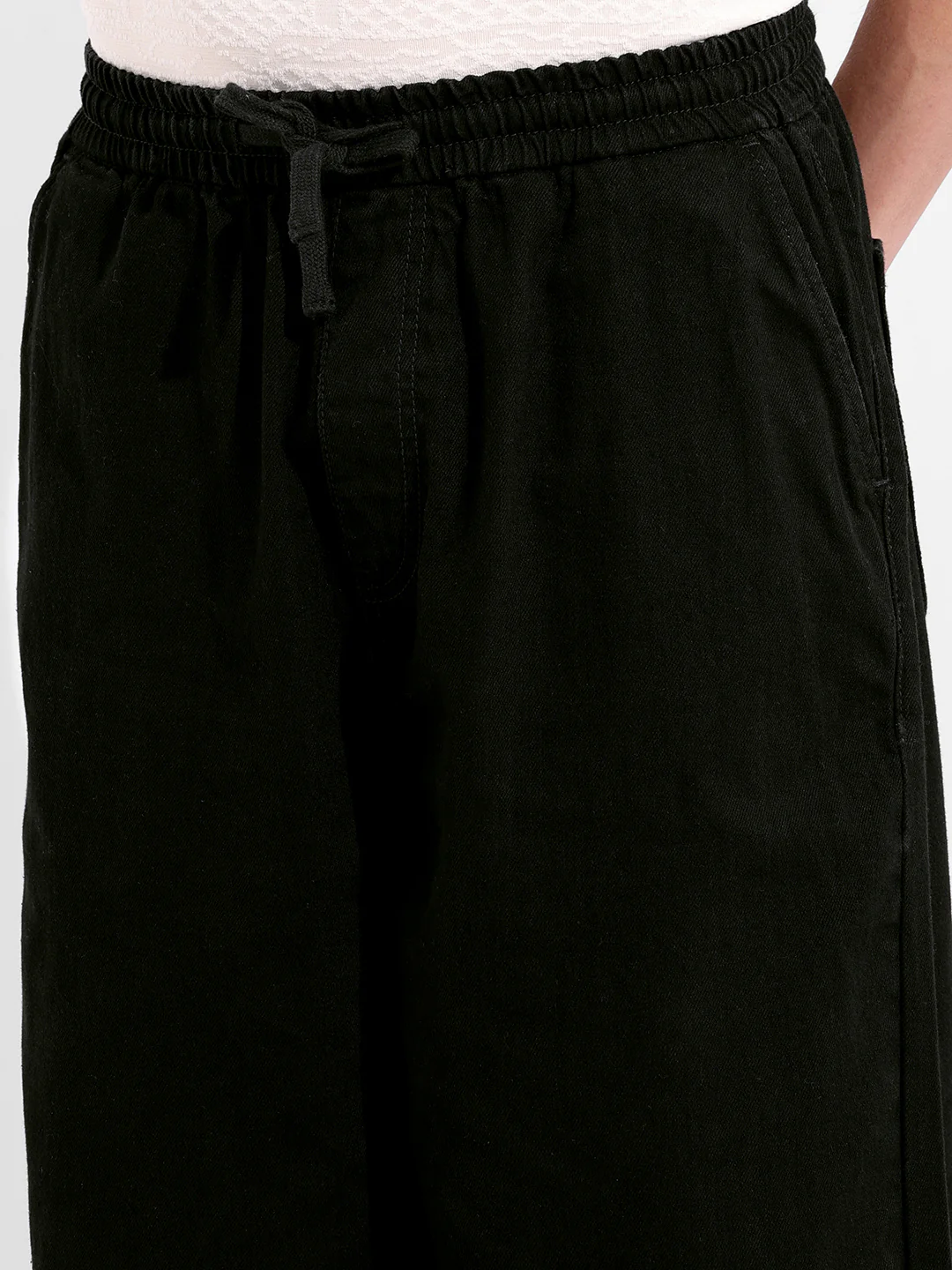 Men's Black Loose Fit The Eternity Series Jeans - Image 5