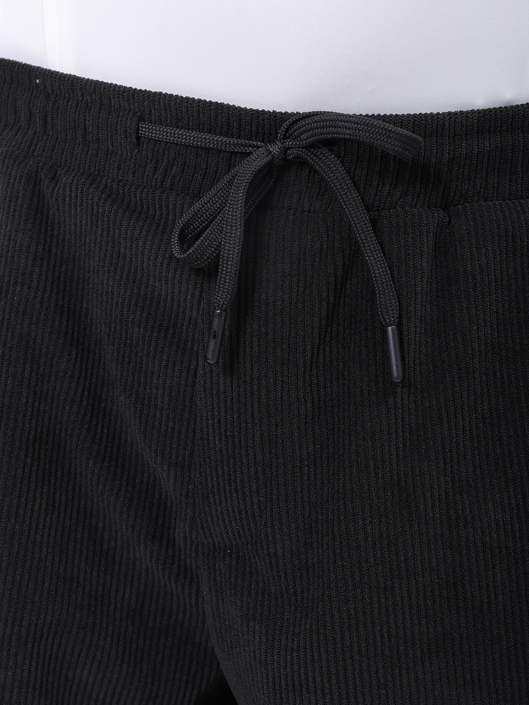 Men's Black Loose Fit Textured Utility Shorts - Image 6