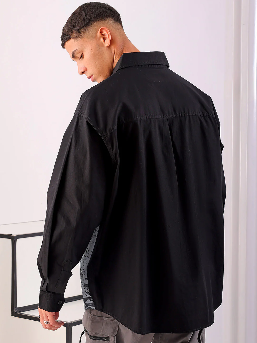 Men's Black Oversized Fit Graphic Printed Korean Street Shirt - Image 3
