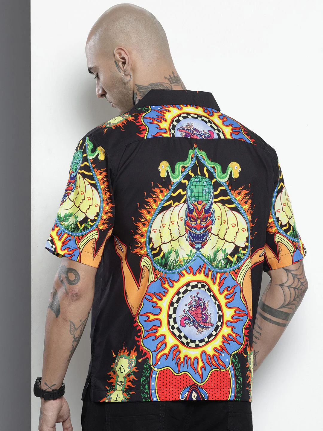 Men's Black Oversized Fit Printed Placement Printed Shirt - Image 3