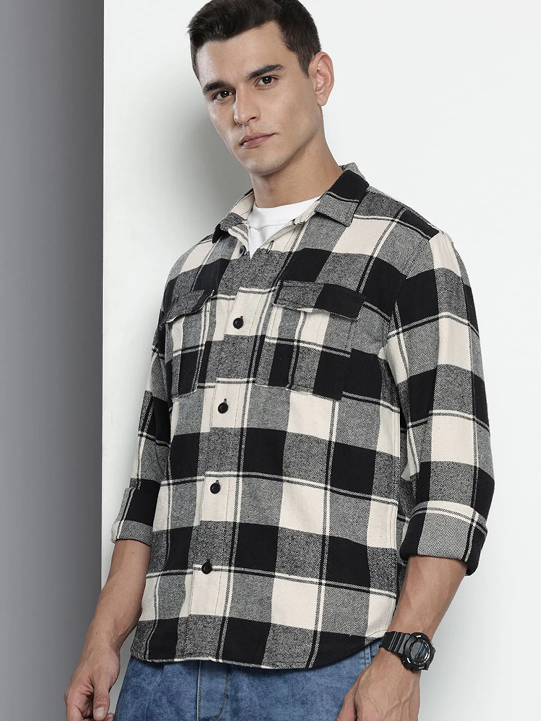 Men's Black Regular Fit Checkered Casual Shirt - Image 2