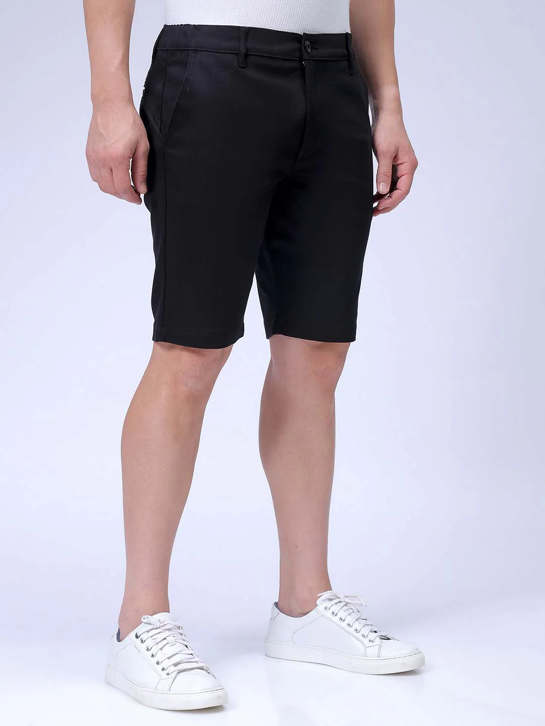 Men's Black Regular Fit Solid Casual Shorts - Image 4