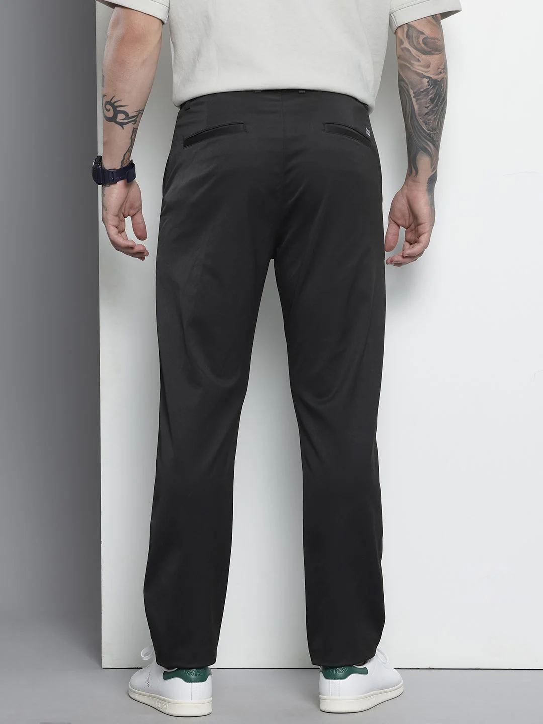 Men's Black Regular Fit Solid Casual Trouser - Image 3